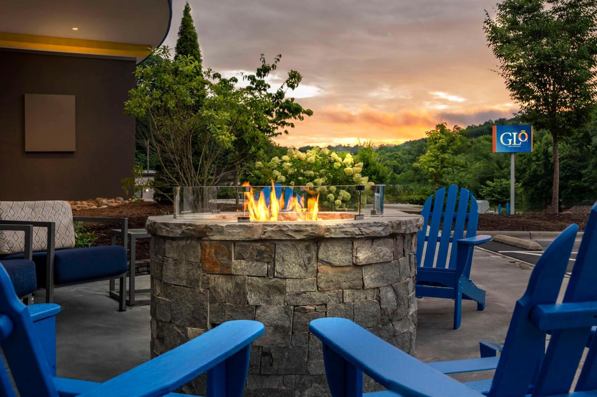 Glo Hotel Asheville-Blue Ridge Parkway Bagian luar foto
