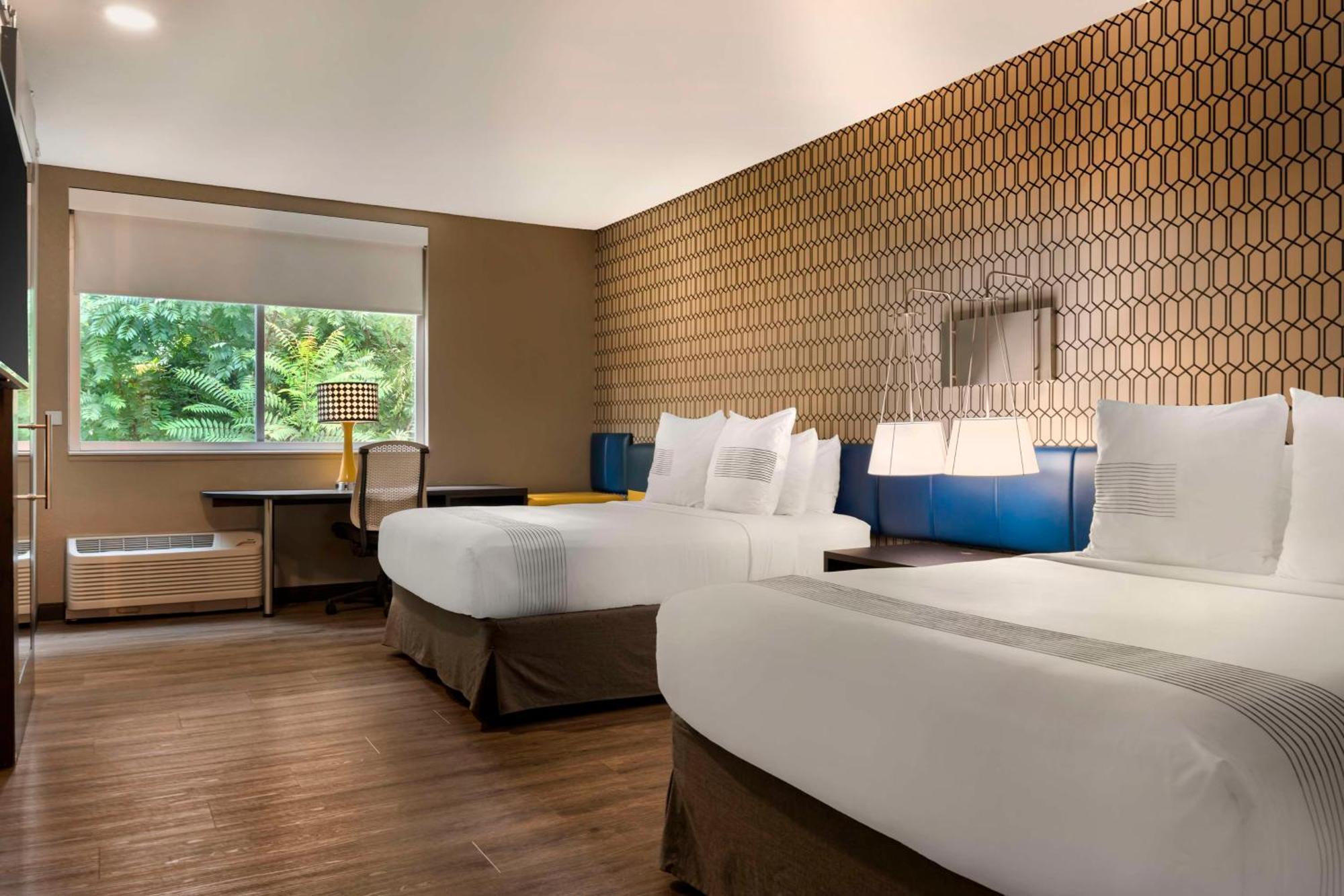 Glo Hotel Asheville-Blue Ridge Parkway Bagian luar foto