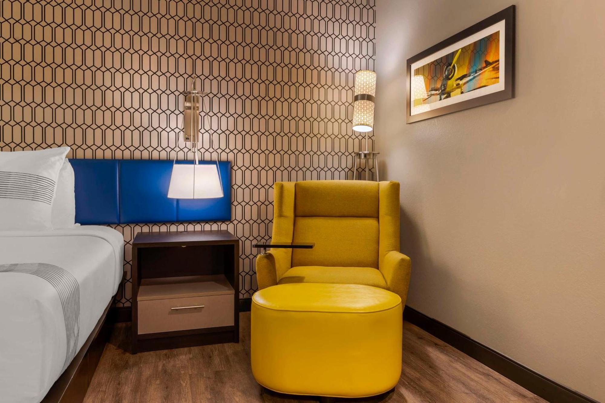 Glo Hotel Asheville-Blue Ridge Parkway Bagian luar foto